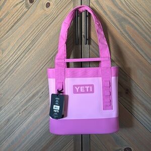 YETI CAMINO 20 POWER PINK